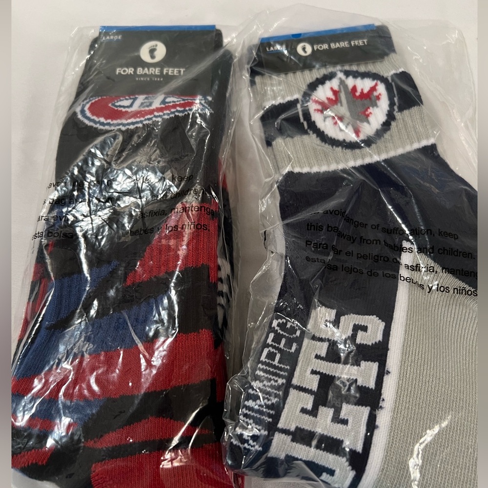 Montreal Canadiens & Winnipeg Jets Team Logo Socks Men’s Size: 10-13 / Qty: 2pr.